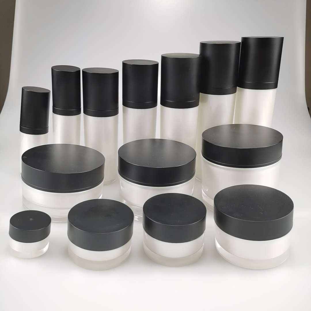 110g Plastic Cap Round Acrylic Black and White Cream Jar with Black Lid for Skin Care