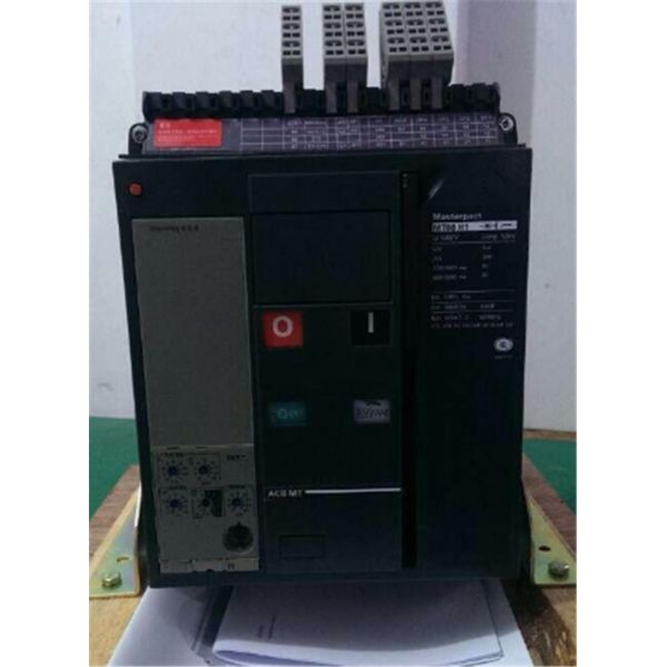 NT MT Schneider Electric Molded Case Breakers / 1600A ACB Air Circuit Breakers