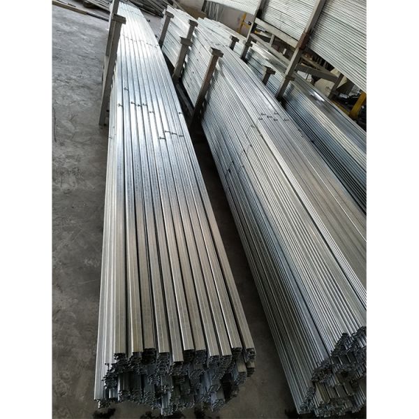 Galvanized Steel Greenhouse Wiggle Wire Channel 1mm Thickness For Netting Fixing
