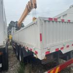 Used Crane Truck Howo 375 8x4 Secondhand Sinotruk 12 Wheels