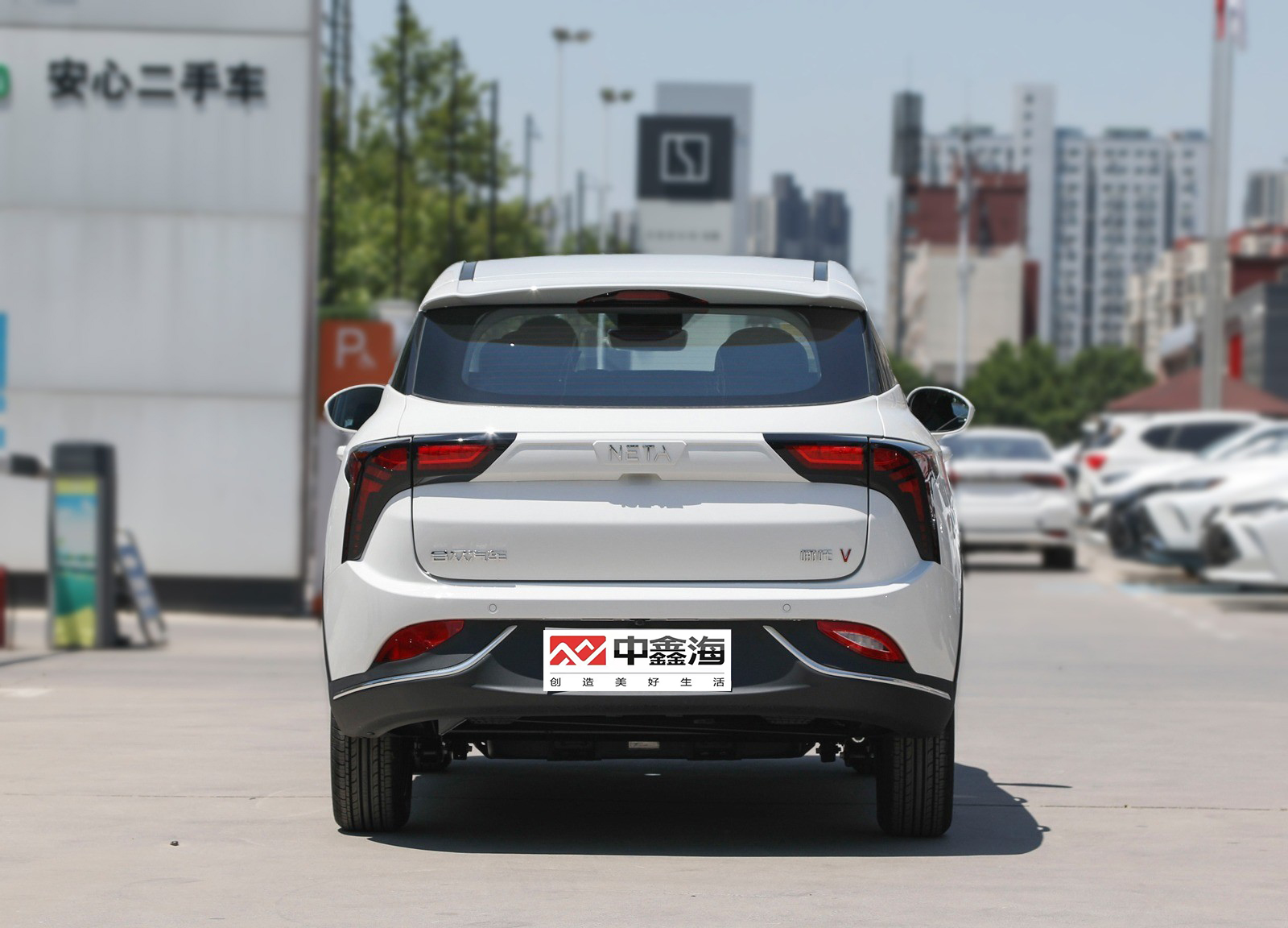 Promotion Low Price High Speed High-end Elec New Energy Electric Car Nezha V 2022 Tide 300 Lite Ternary Lithium
