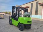 4 Ton LPG Powered Forklift Duplex 4m Warehouse Forklift 4000kgs Dual Fuel