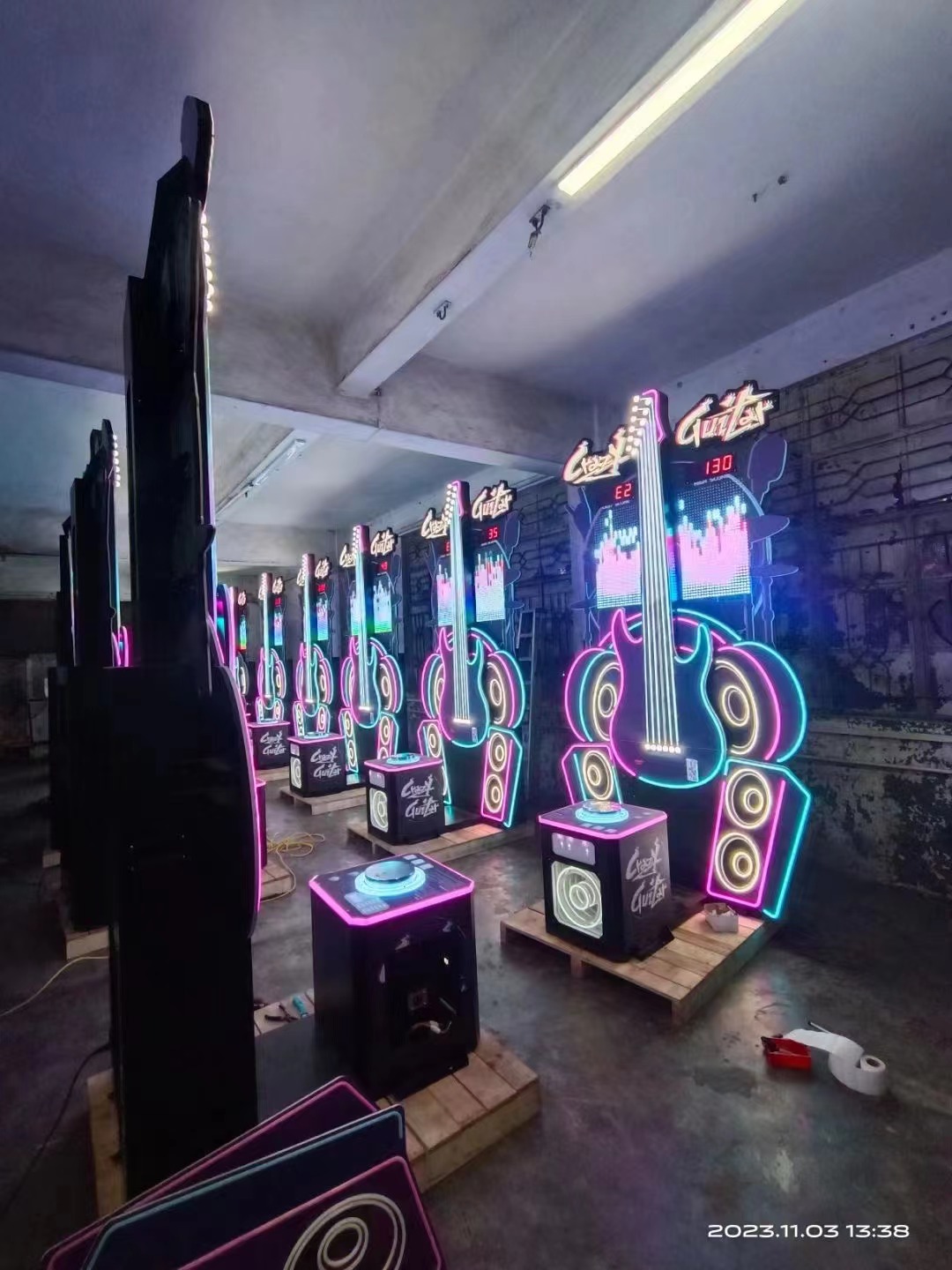 Coin Operated Boxing Punch Game Machine Arcade Punch Machine Metal Frame