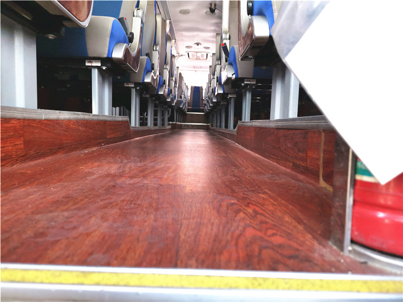 Second Hand Used Yutong Commuter Bus Passenger Transportation 47 Seats