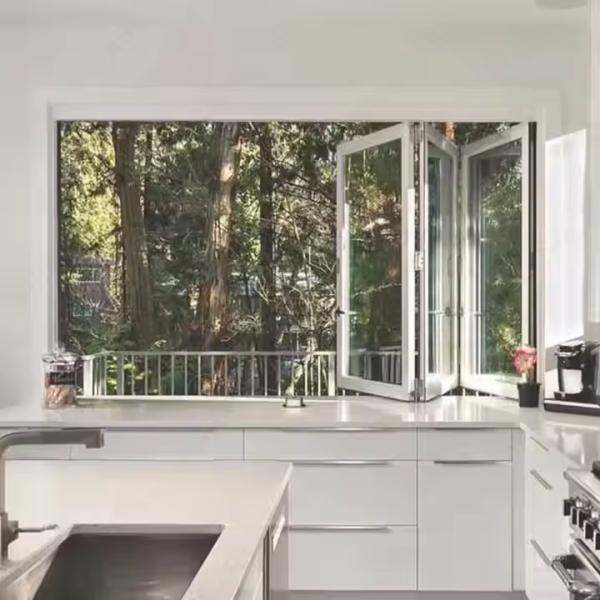 Studio-Grade Folding Window Replicating Traditional North-Facing Illumination for Painting Spaces