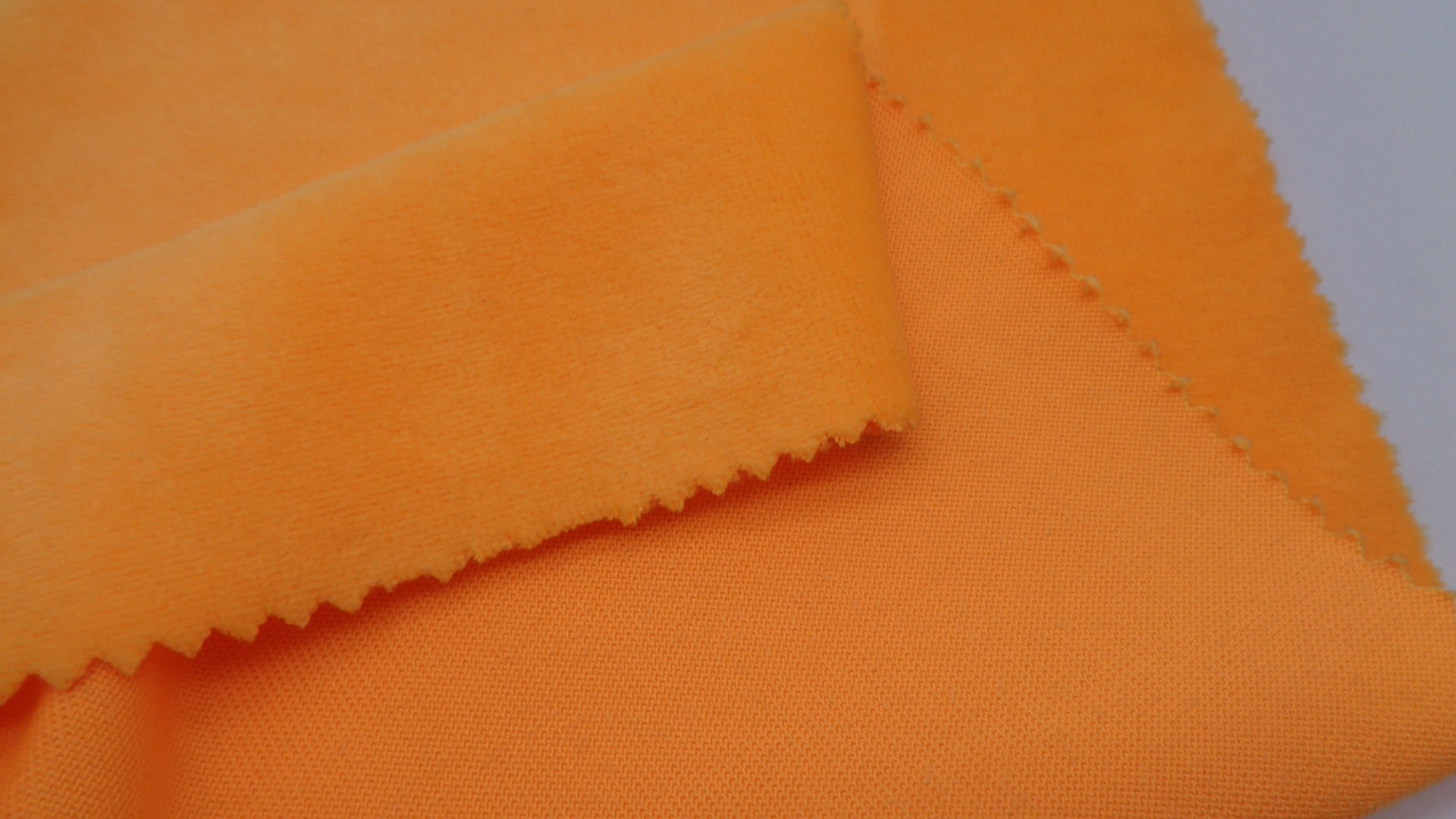100% Polyester Bonded Fabric Short Plush 205 Gsm Windproof