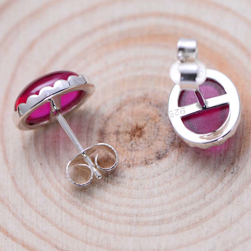 Women Retro 925 Sterling Silver Oval Synthetic Ruby Stud Earrings (041681)