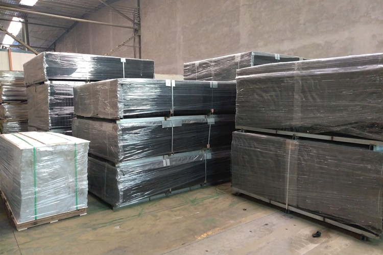 high security fence panels, pvc coated clearvu no climb fence