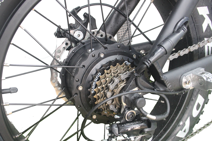 Rear Carrier Battery Position 750W Bafang Motor Electric Bicycle for Urban Commuting