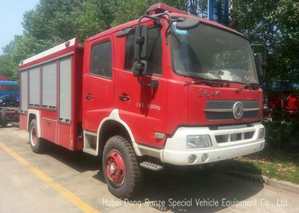 Quality Offroad 4X4 Rescue Fire Truck With 3000 Liters Water Tank 1500 Liters Foam for sale
