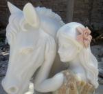 Sculpture of wearing a flower and horse bust /Nature polishing statue