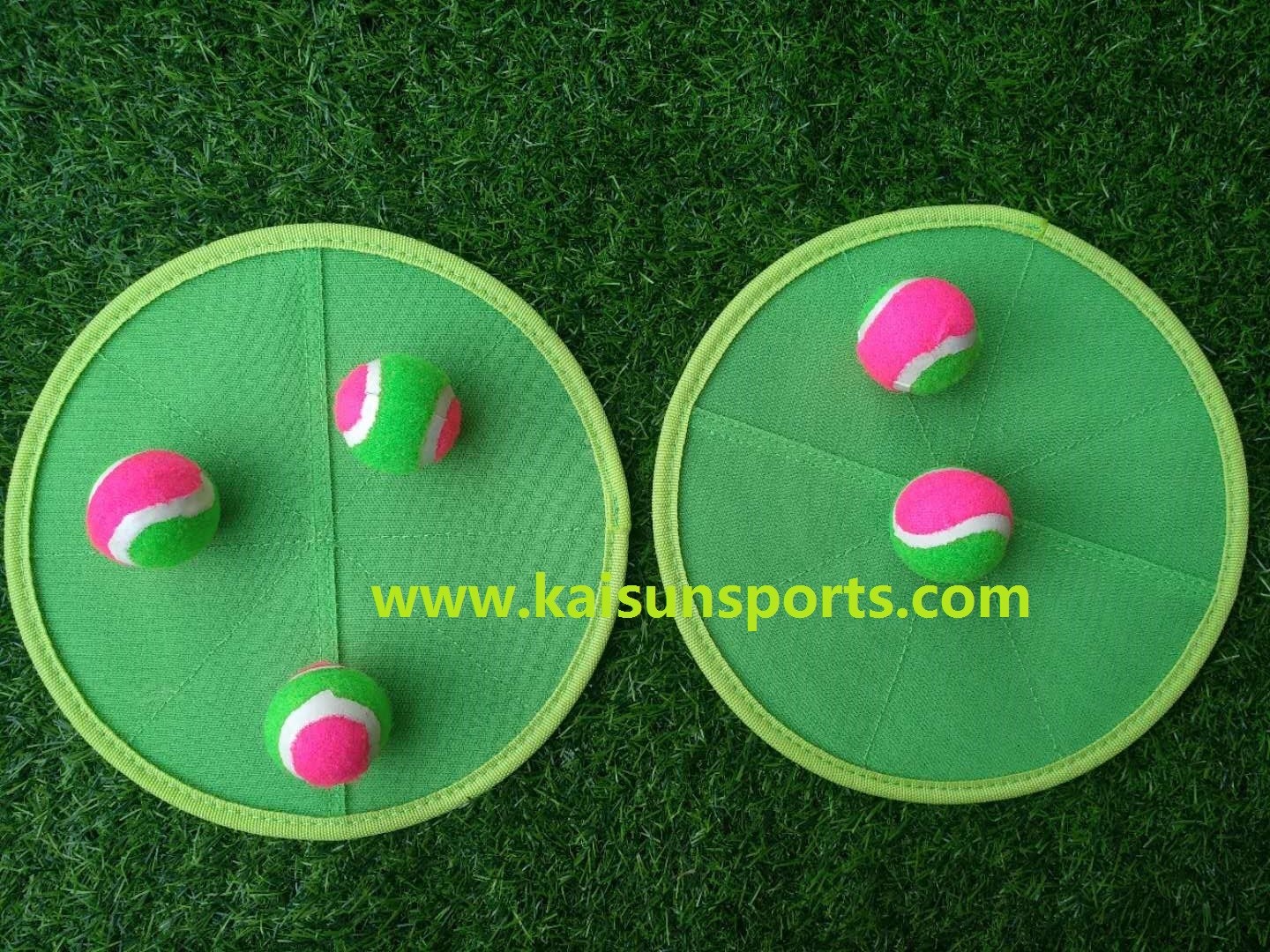 sticky golf ball , sticky ball , golf ball , golf balls , target golf ball , ball , mini golf