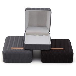 Wholesale High-End Ray Grain Faux Leather Jewelry Packaging Box with Golden Bar Ornament from china suppliers