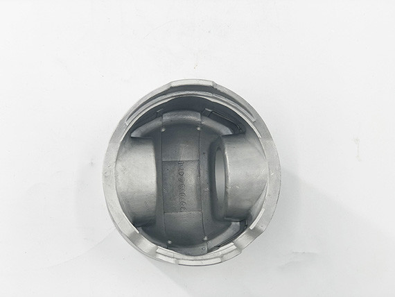 4JG2 Isuzu Engine Parts Construction Machinery Parts Diesel Engine Piston
