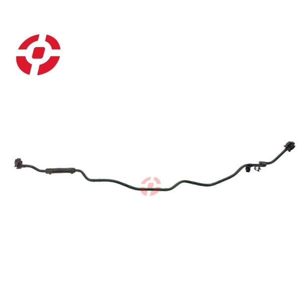 Engine coolant overflow hose for Land Rover Expansion tank connection hose OE LR094130 Radiator tube