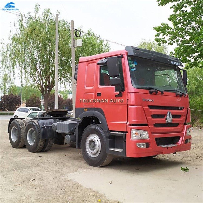 Sinotruk Howo Used Tractor Trucks 50 Tons 371hp Prime Mover 2016 Year