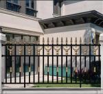 High-Strength Tubular Steel Safety Fence Impact-Resistant, UV-Protected, DIY