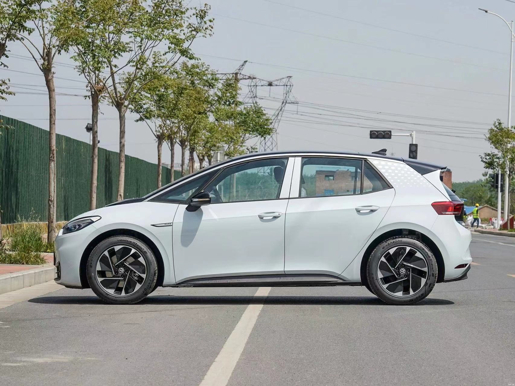 VW ID 3 2022 Pro Jizhi Version EV Compact Car 450km 5 Door 5 Seats 2 WD