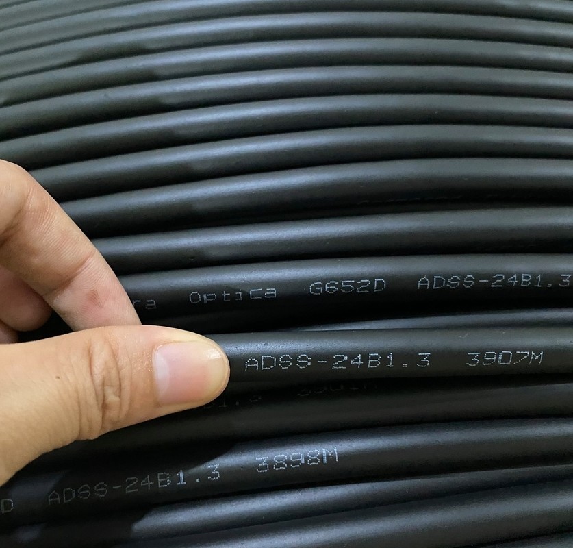 All-dielectric Self-supporting Optical Cable ADSS Cable For Overhead