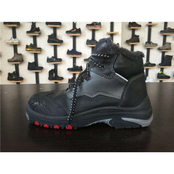 Oversized Waterproof Safety Shoes Cold Insulated / Skid Resistant For Miner