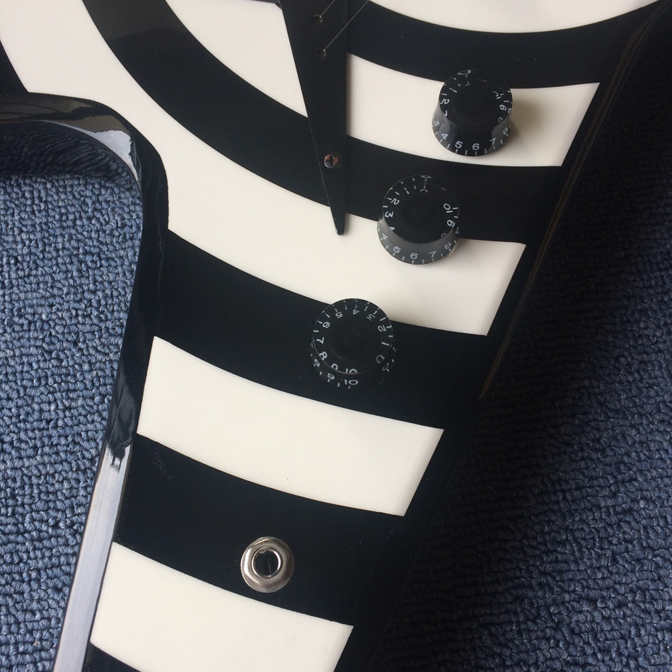 High-quality custom V style electric guitar rosewood fingerboard