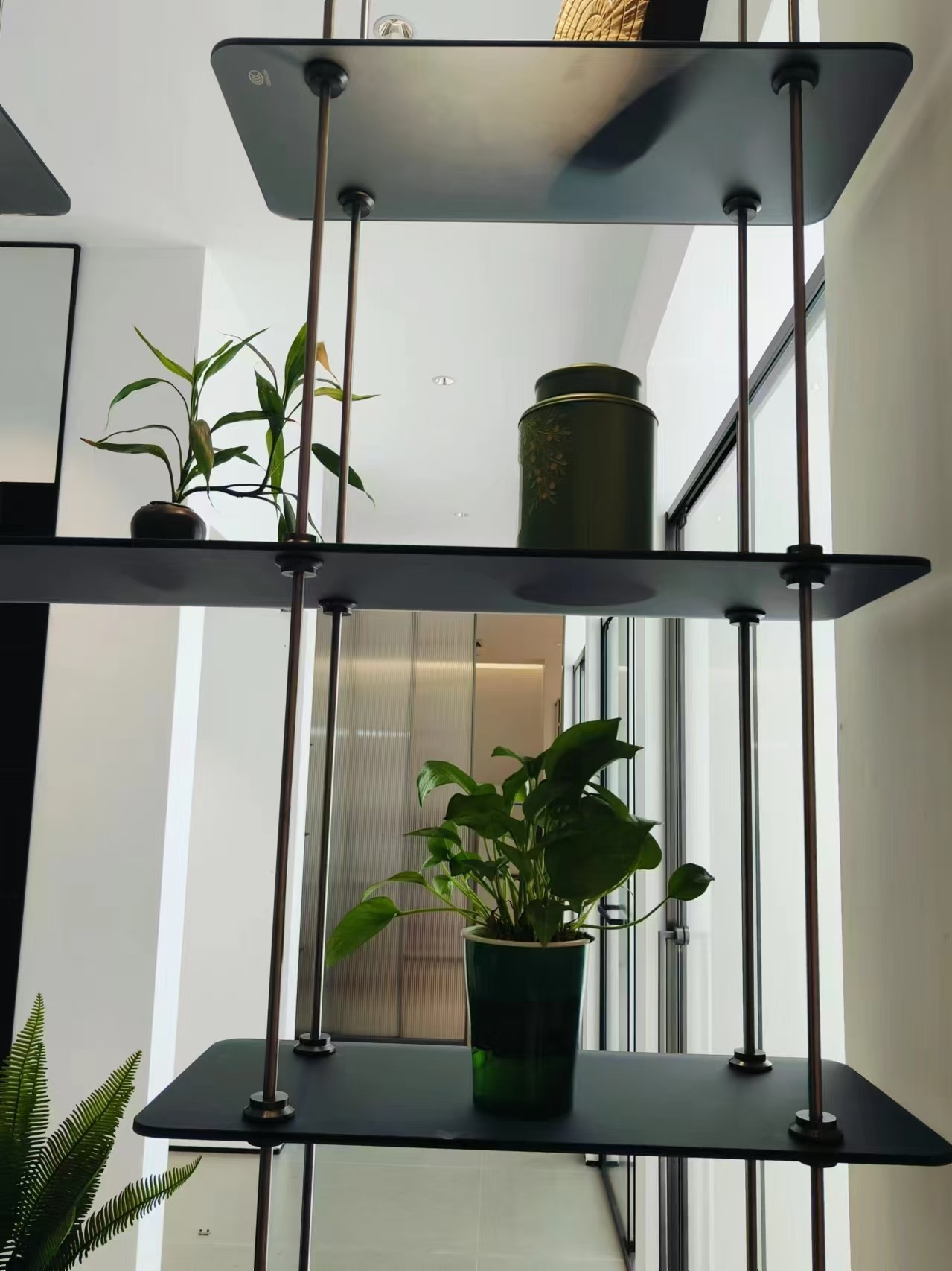 Living Room Custom Stainless Steel Shelf Office Decorative Storage Shelf