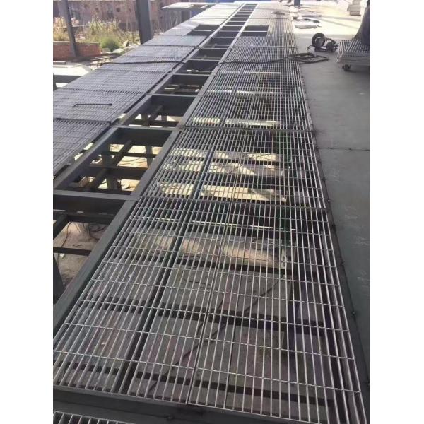 Durable Custom 1M Q195 Serrated Metal Grating For Industry Platform