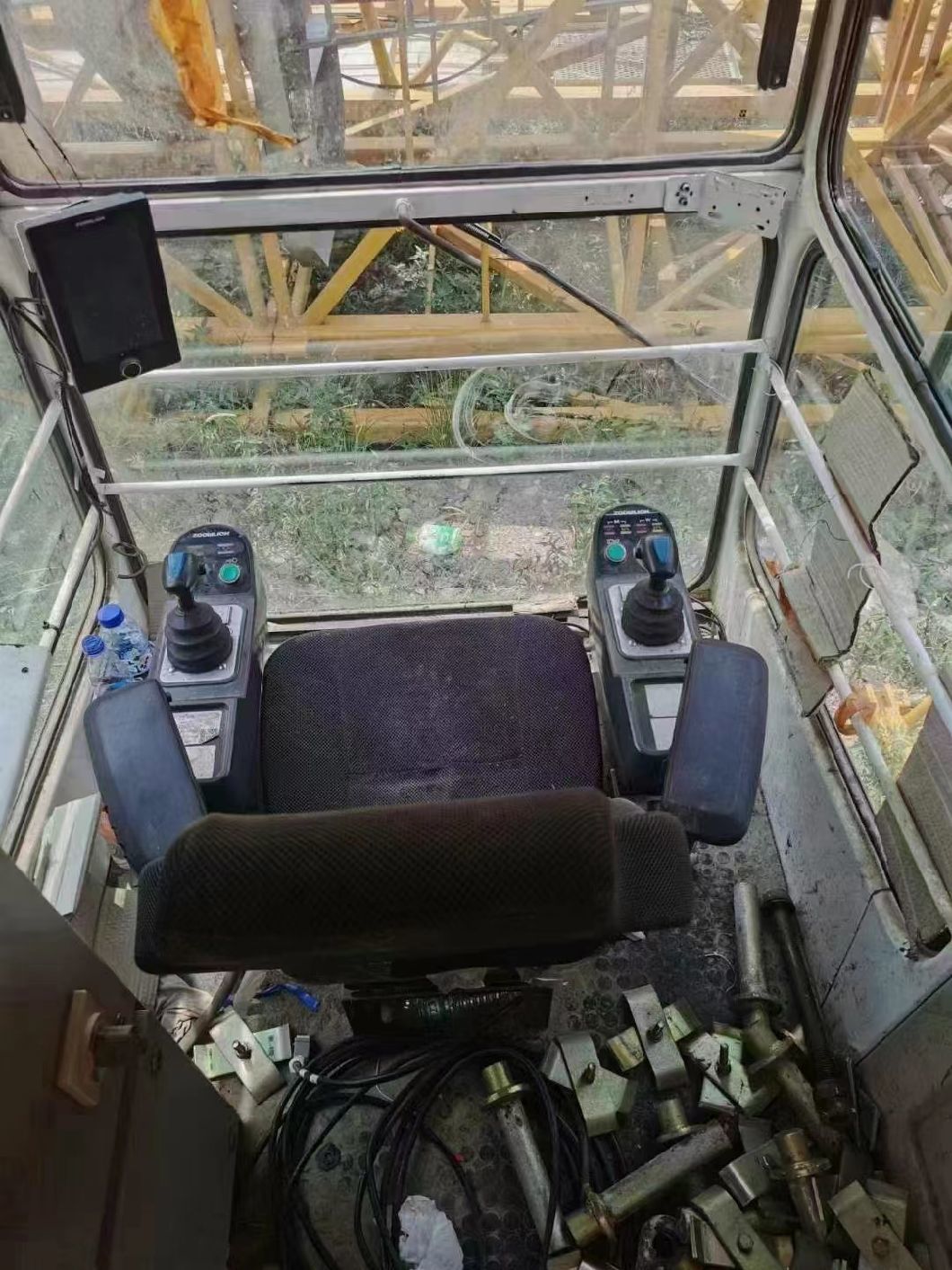 20 Years of Zhonglian Flat Head Tower, Oblique Ladder Three Inventory