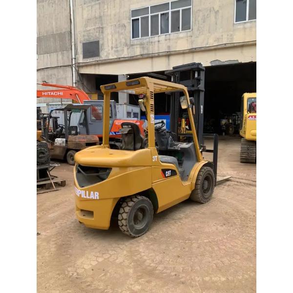 Second-hand 3 ton Lifting Tools CAT FD30 diesel forklift suitable for heavy-duty tasks