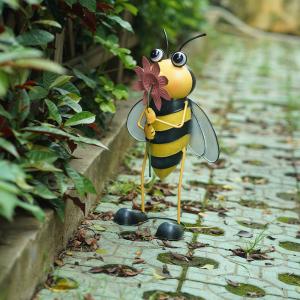 Wholesale Small Metal Yard Ornaments Recyclable Lifelike Bee Metal Art With Glass Wings from china suppliers