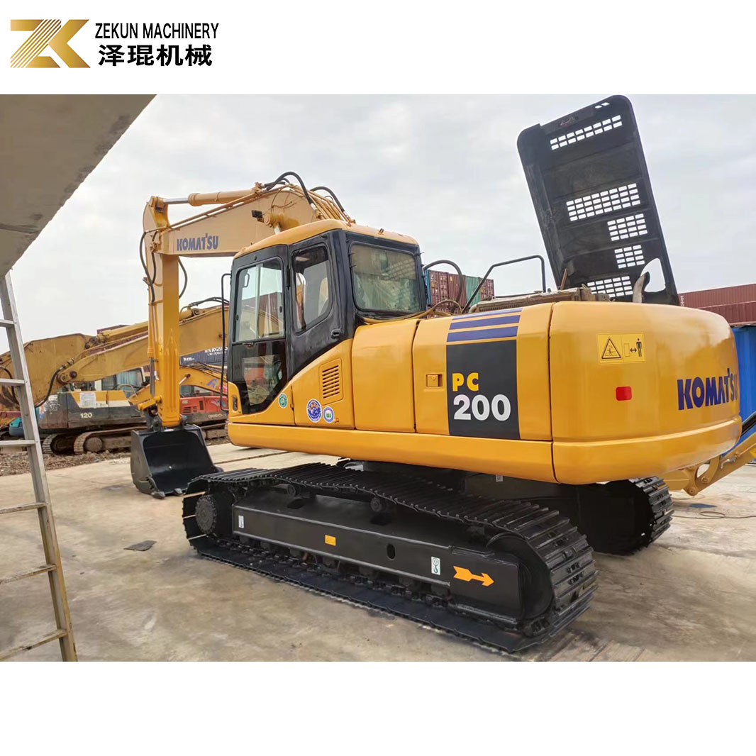 Original Japan Komatsu PC200-7 Excavator 107KW with 2001-4000 Hours