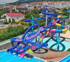 Wholesale Enclosed Twist 4 Lane Water Slide Combo Commercial Fiberglass Spiral from china suppliers