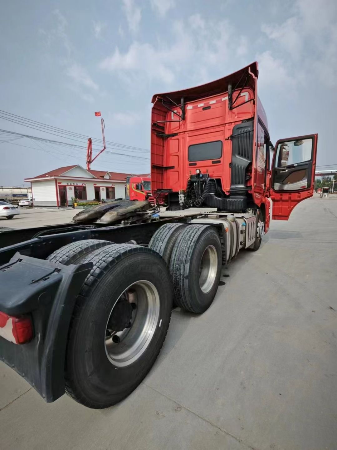 Faw Jiefang Truck Used Tractor Head J7 500 Hp 6x4 Strong