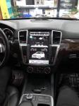 1920x1080 Tesla Style Android Head Unit For Mercedes Benz ML350