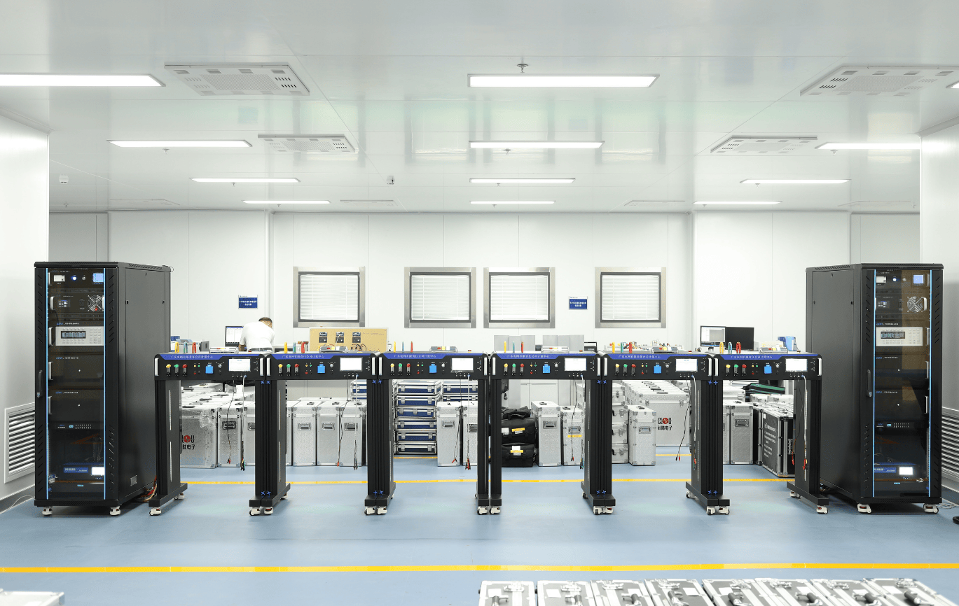 0.01 Accuracy Three-Phase Meter Test Bench