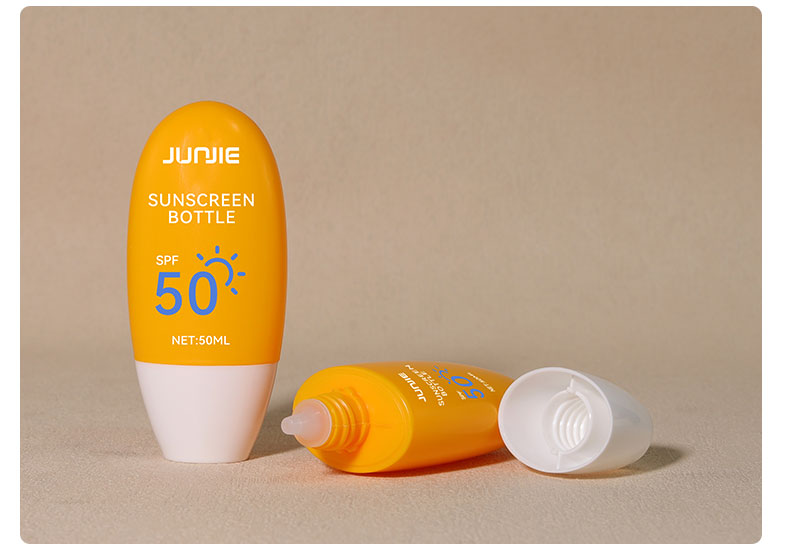 Flat Round Squeeze Bottle 50ml Sunscreen Container Cosmetic With PE Collar And White Screw Cap