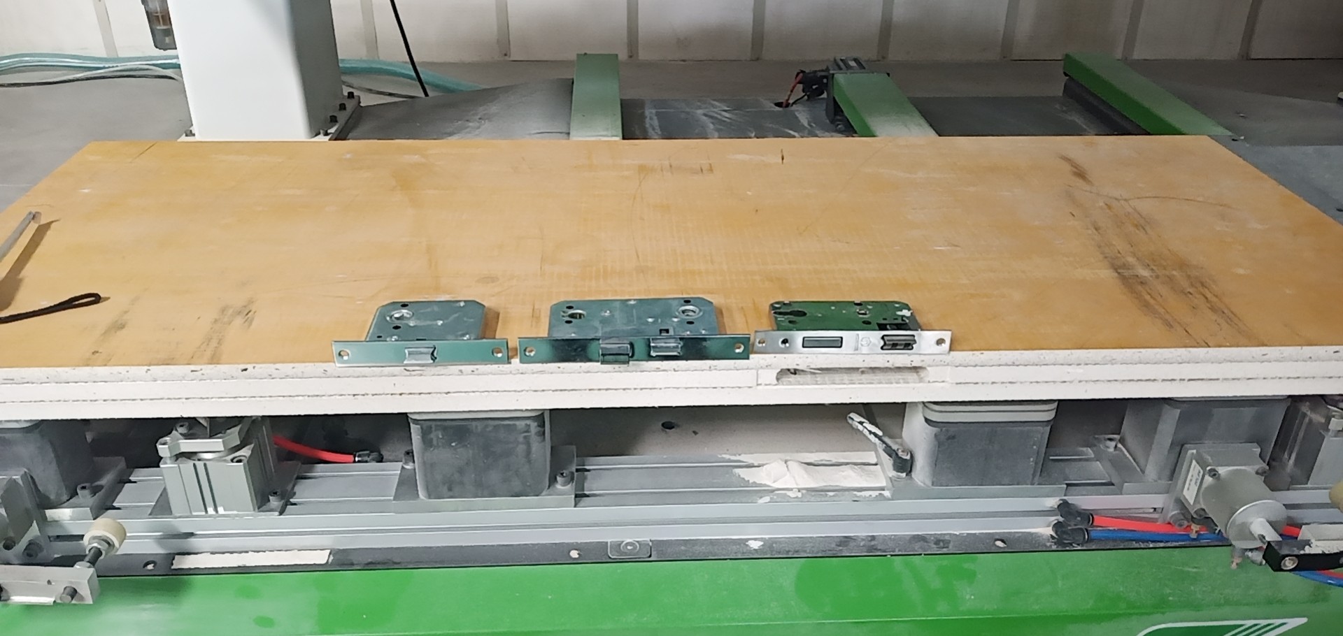 Fire Proof Door Engraving Machine Lock Bodies Lock Core Holes Locks Hinges