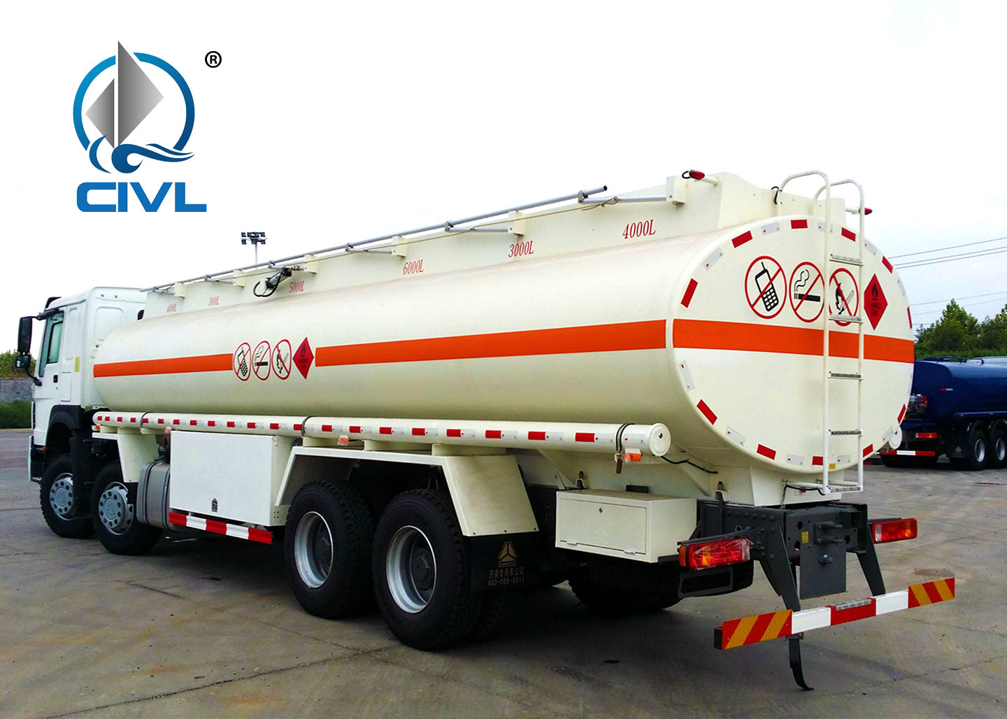 15000L , 18000L , 20000L EURO II Oil Tanker Truck / Sinotruk Military Howo Tanker Truck