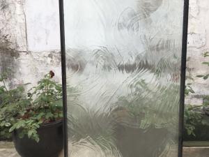 Wholesale Building Insulated Glass Panels , Tempered Beveled Edge Glass 3.2 / 5 / 6 / 8 / 10 / 12 Mm Thickness from china suppliers
