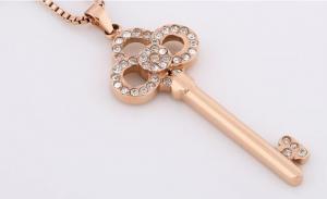 China Boutique Stainless Steel Necklace Key Diamond Necklace Female Fashion Jewelry Key Pendant Necklace on sale