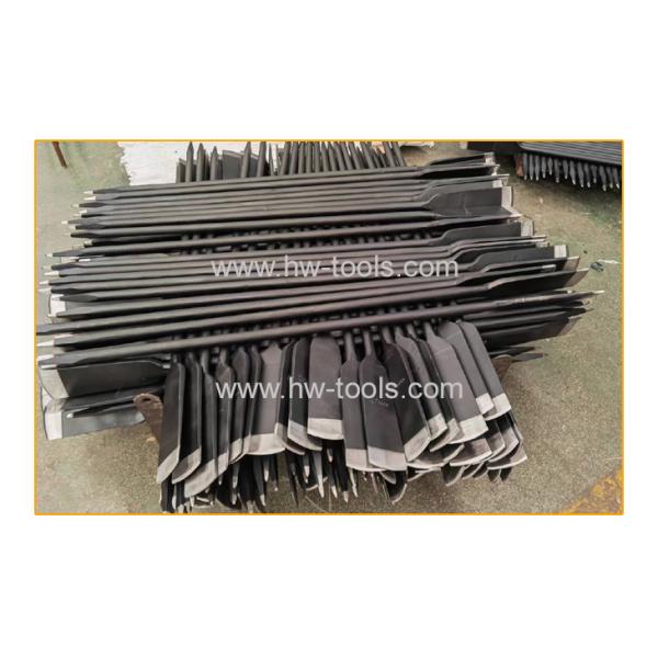 Flat blade crow bar