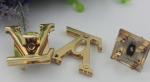 High polished zinc alloy gold plated V letters handbag twist lock