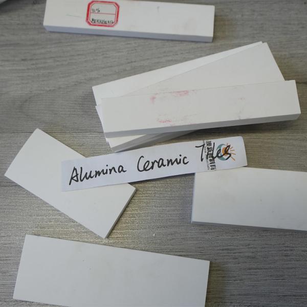 Excellent Wear Resistance Alumina Ceramic Tiles High Chemical Resistance For