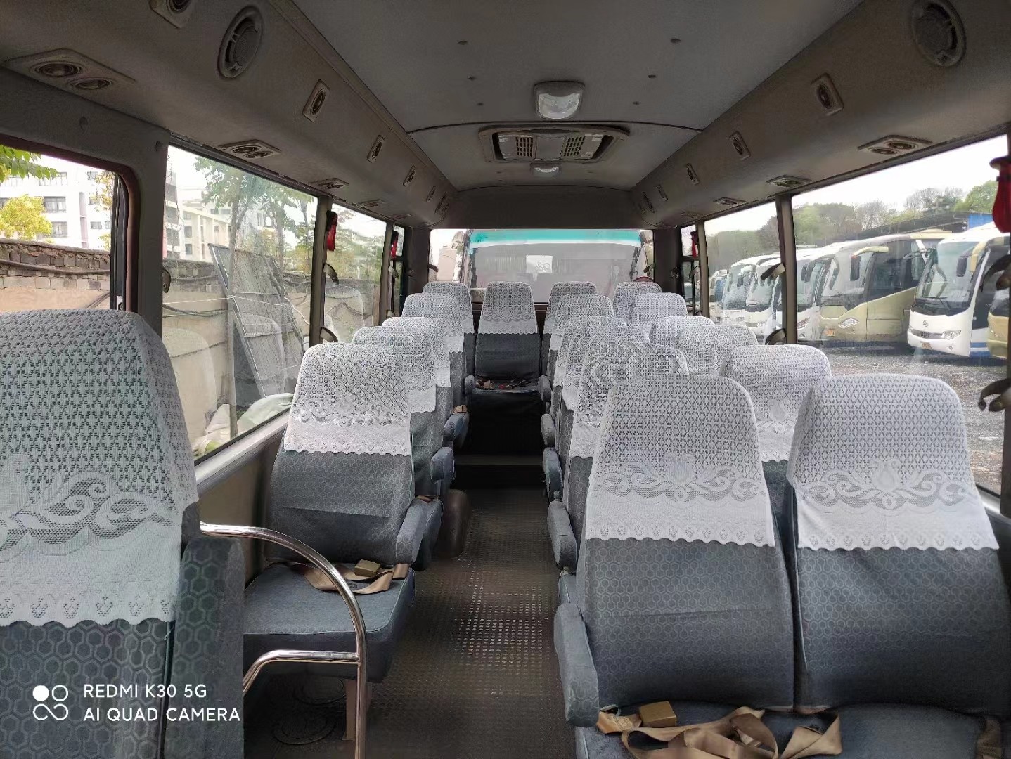 Second Hand Yutong Coaster Bus 21seats Automatic Door Front Engine ZK6708