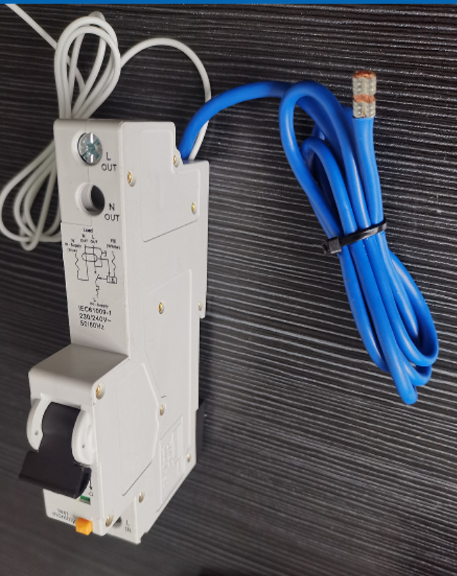 10KA Single Phase RCBO Circuit Breaker With Connection Cable