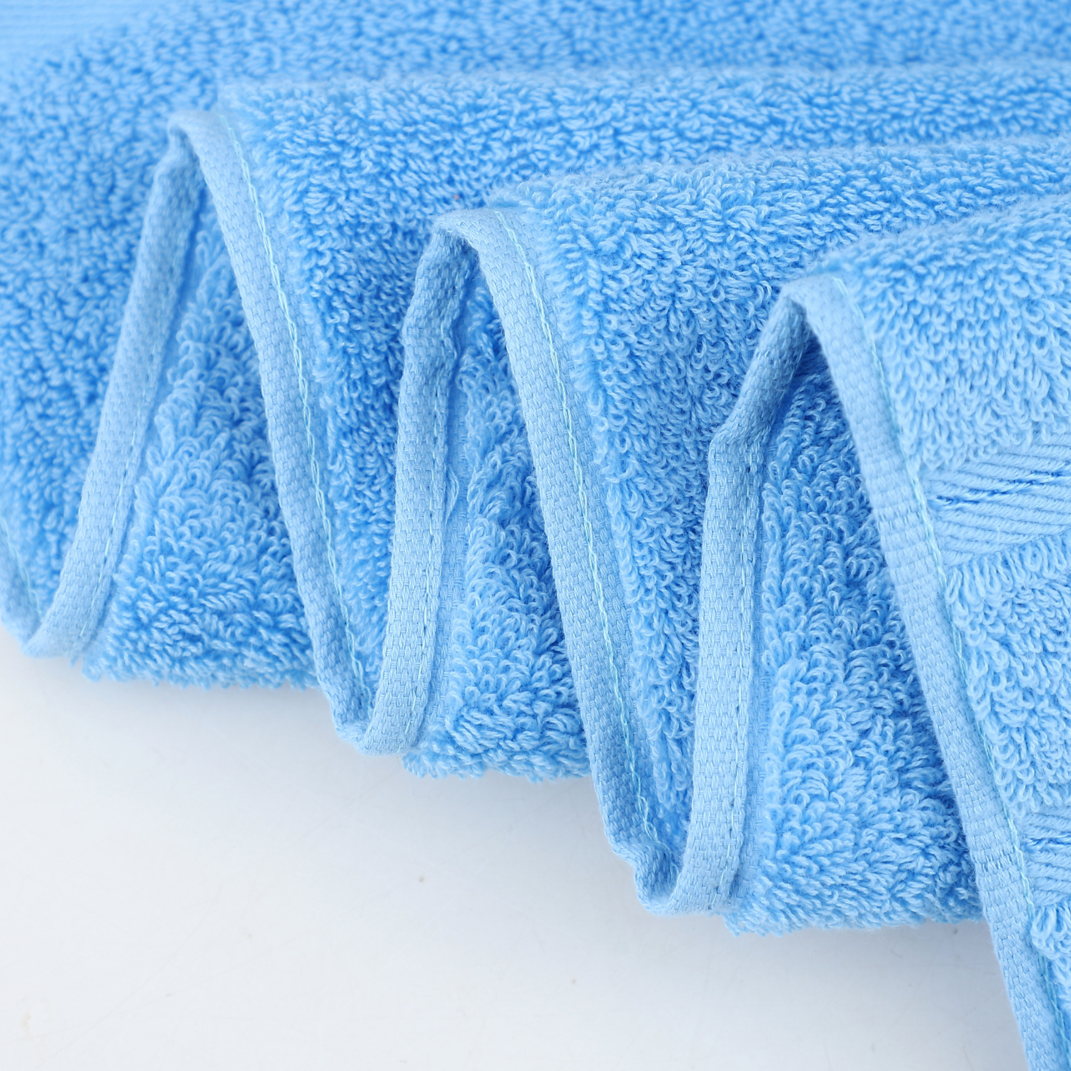 Upgrade Your Bathroom with this Thickened and Combed Cotton 6-Piece Towel Set in White