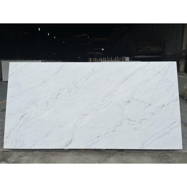 OLK7552 Taj Mahal Looking Quartz Stone Beige Background With Soft Vain The most popular natural stone styles in 2025