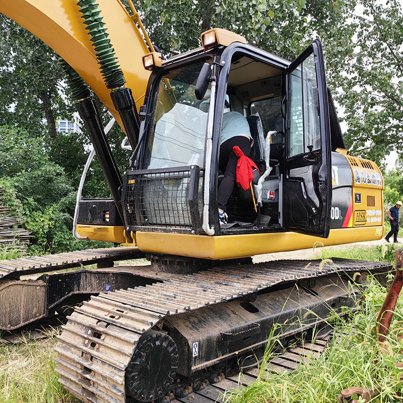 used Caterpillar 320DL hydraulic Excavator 20 tonnage 1m³ Bucket Capacity C6.4ACERT Engine