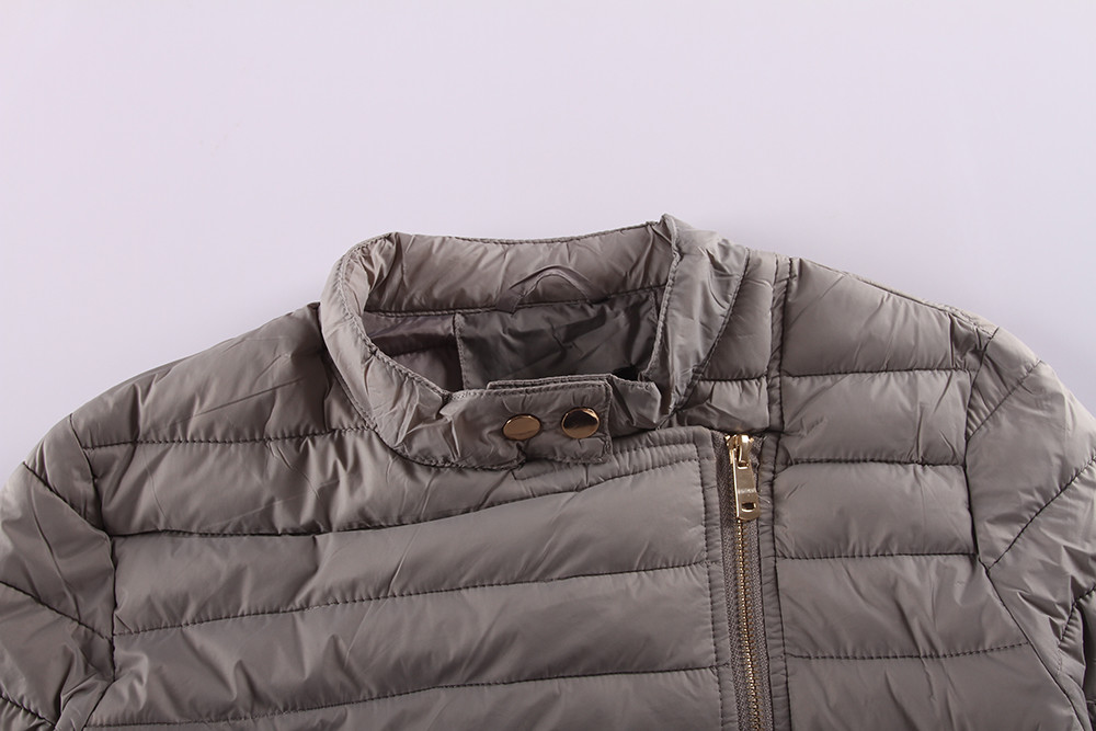 Ladies Casual 100% Nylon Windproof Thermal Jacket 5 Colors For Winter
