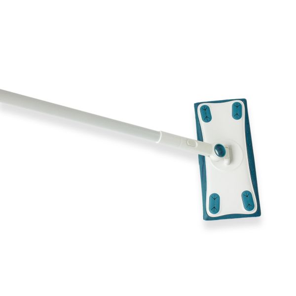 Effortless Multifunctional Dust Mop - in use